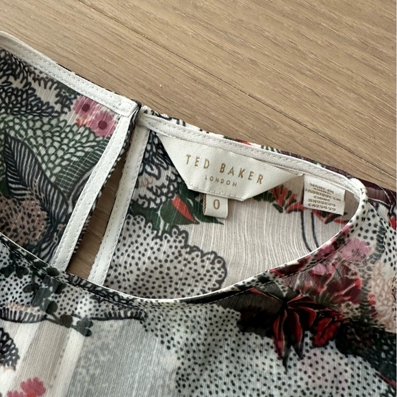 Ted Baker Printed Mini Dress Size 0 - Picture 2 of 4